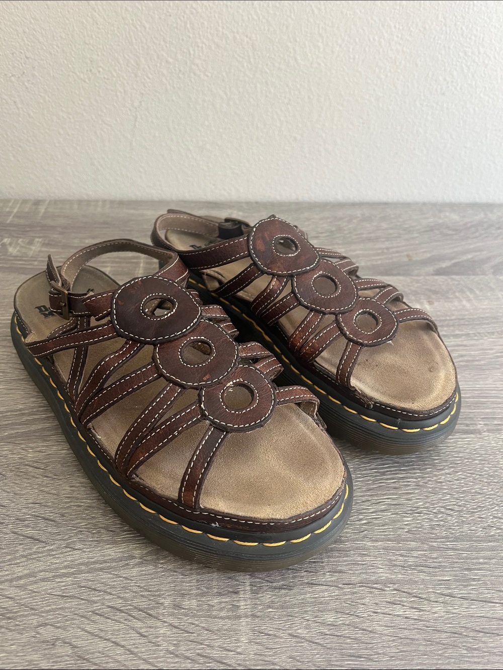 Dr. Martens Vintage Y2K Brown Leather Cutout Gladiator Sandals Women’s 10